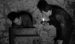 洞法国在线观看,穿越神秘洞穴，探索未知世界